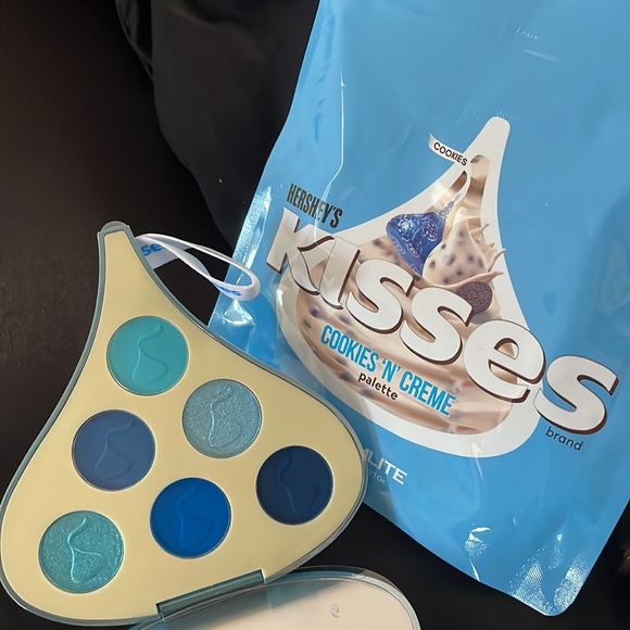Glamlite Makeup Glamlite Hersheys Kisses X Glamlite Cookies N Creme